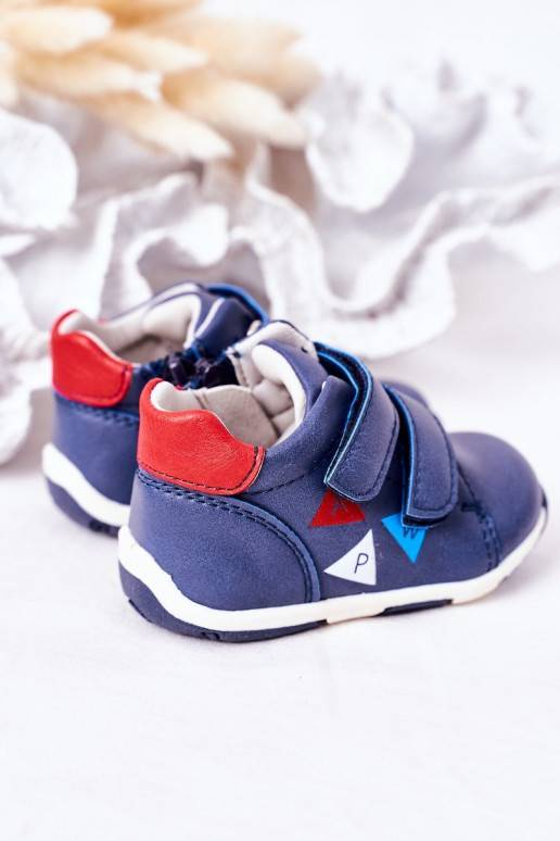 Zapatos infantiles con cierres adhesivos en color azul oscuro Milo