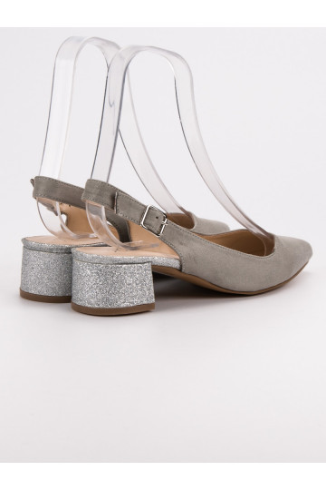 Zapatos con tacones... 2