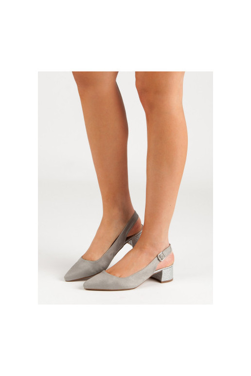 Zapatos con tacones brillantes YL381G