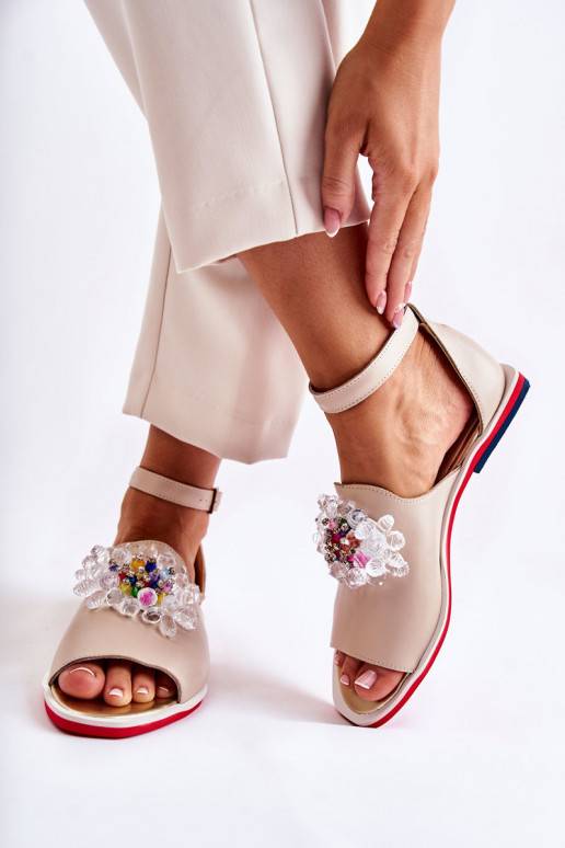 Sandalia con adornos Nevassa