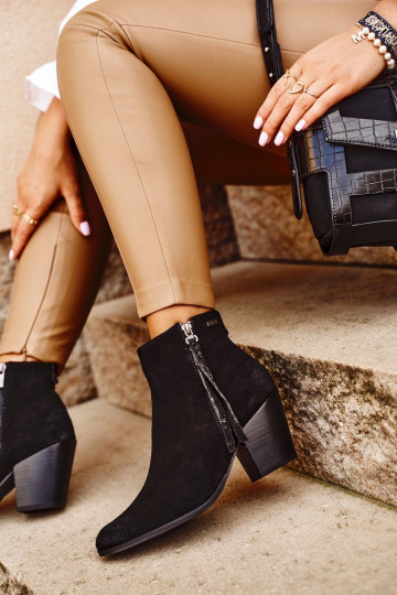 Botas Negras con tacones altos Big Star