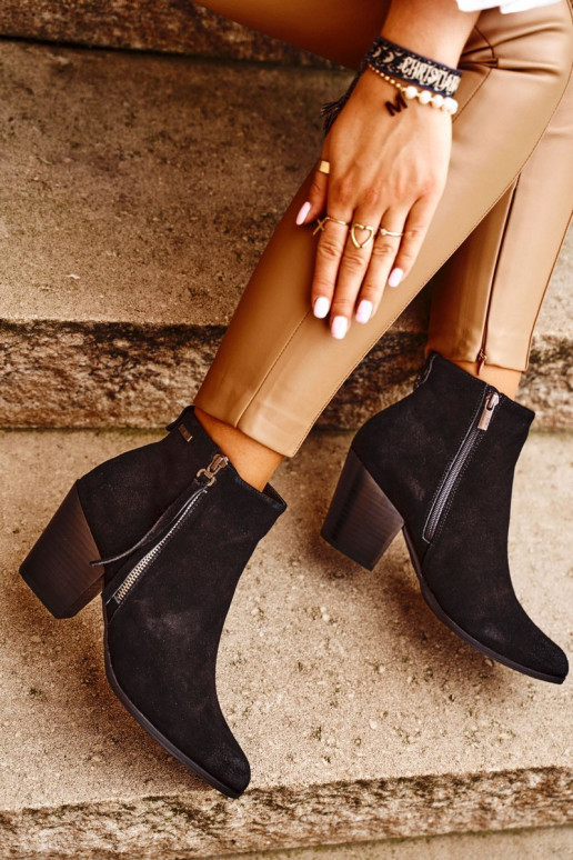 Botas Negras con tacones altos Big Star