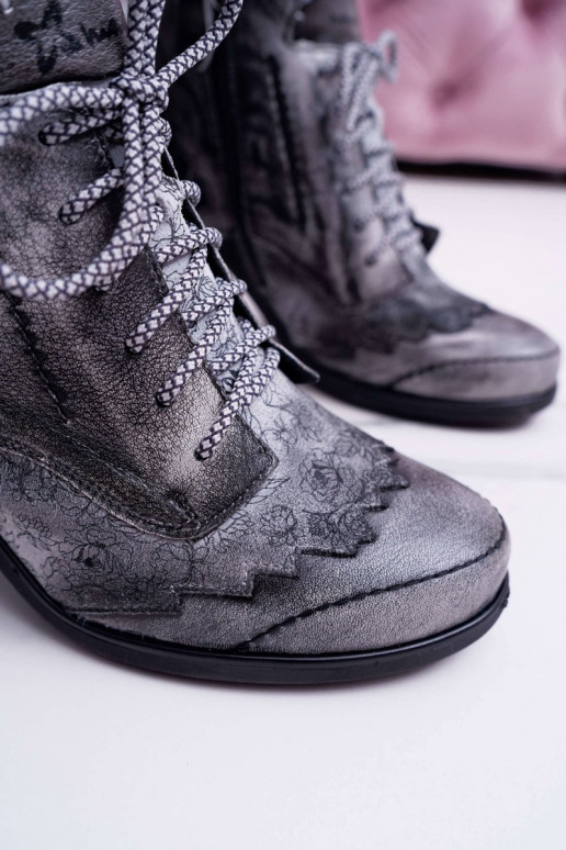 Botas de mujer en piel natural en color gris
