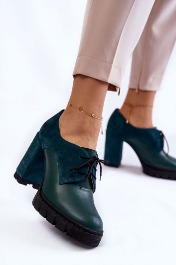 Botas de ante con plataforma en verde Carisa