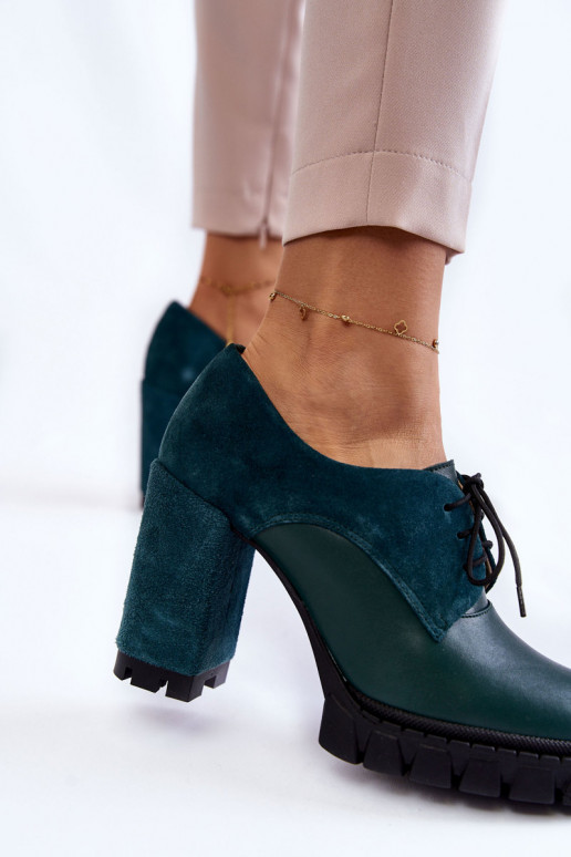 Botas de ante con plataforma en verde Carisa