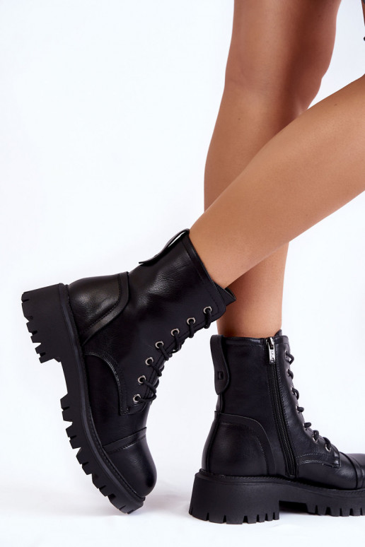 Botas negras calentitas de mujer.