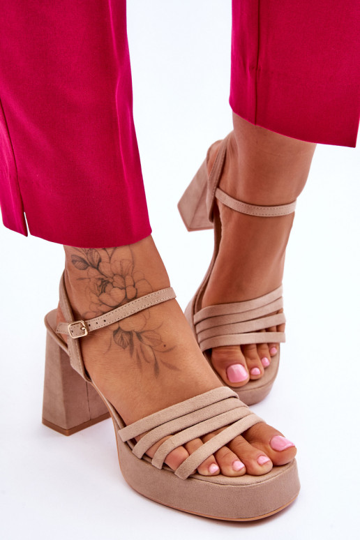 Sandalias tacón ante con plataforma Verda beige