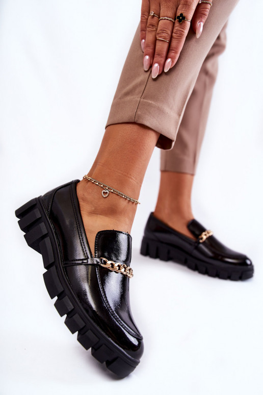 Botas de charol con cadenas en negro Anne