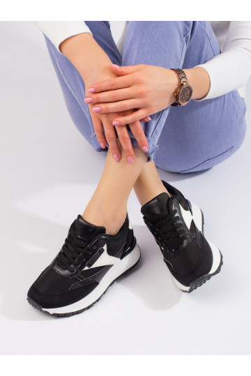Zapatillas deportivas con plataforma alta Shelovet color negro