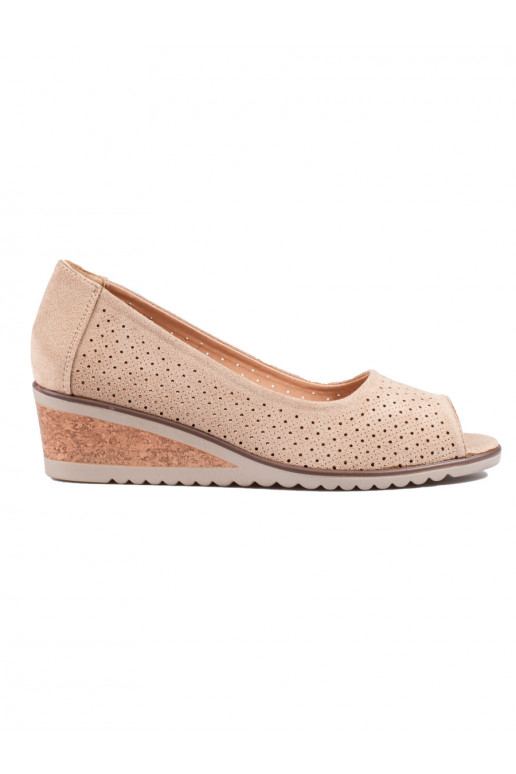 Tacones altos Potocki de ante beige con elementos calados