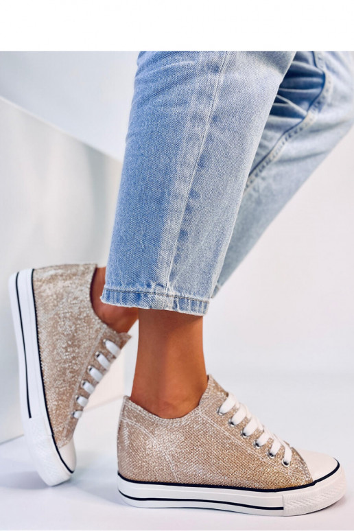 Zapatos casuales beige con plataforma