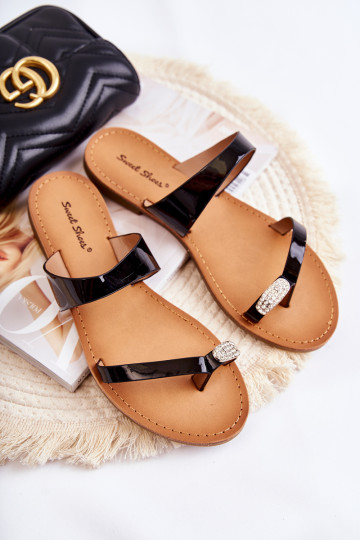 Pantuflas lacadas color negro Jimena 2