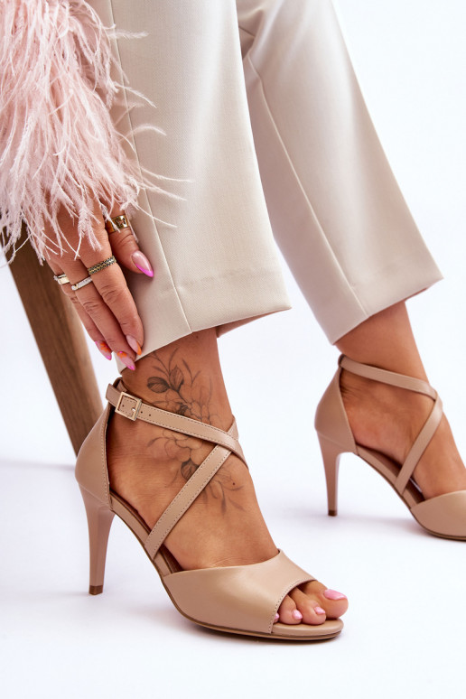 Zapatos de tacón con tacones finos beige Loressa