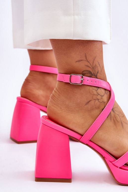 Sandalias de moda con tacones en color rosa Secret Rose