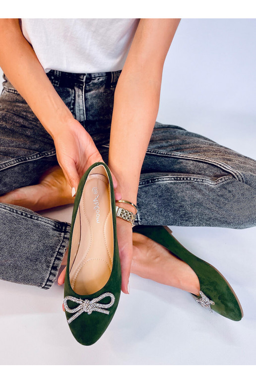 Bailarinas con parte delantera...