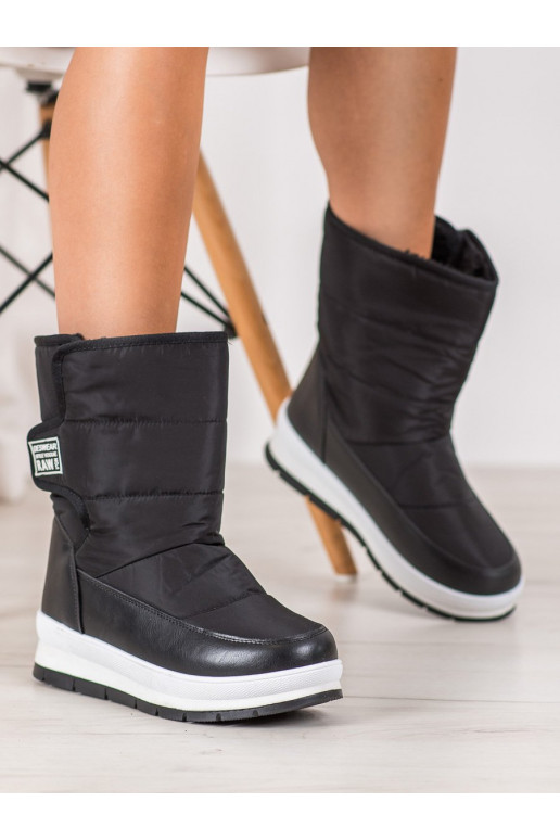 Botas de nieve negras con cierres... Botas de nieve negras con cierres...