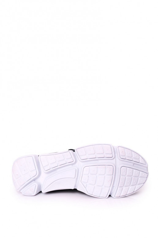 Zapatillas deportivas azul oscuro para hombre.
