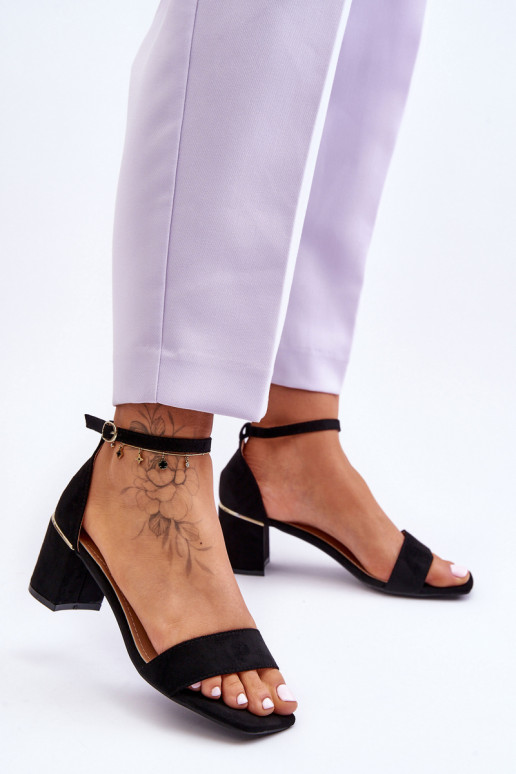 Zapatos tacón bajo color negro Palermo Zapatos tacón bajo color negro Palermo