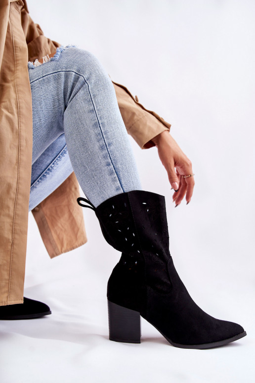 botas estilo cowboy de ante en color negro Ariane