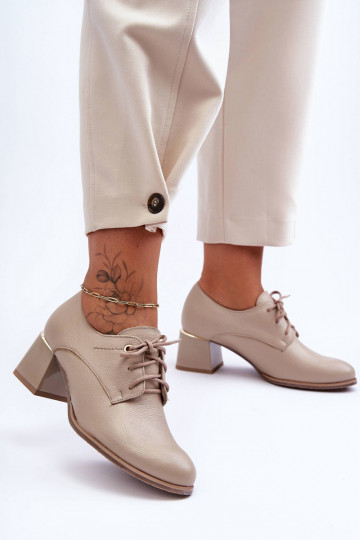 Zapatos modelo clásico con...