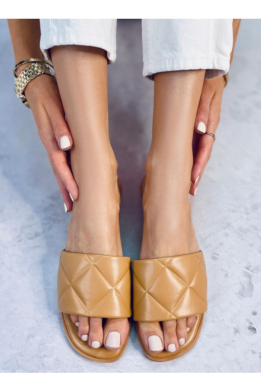 Pantuflas CRAY CAMEL