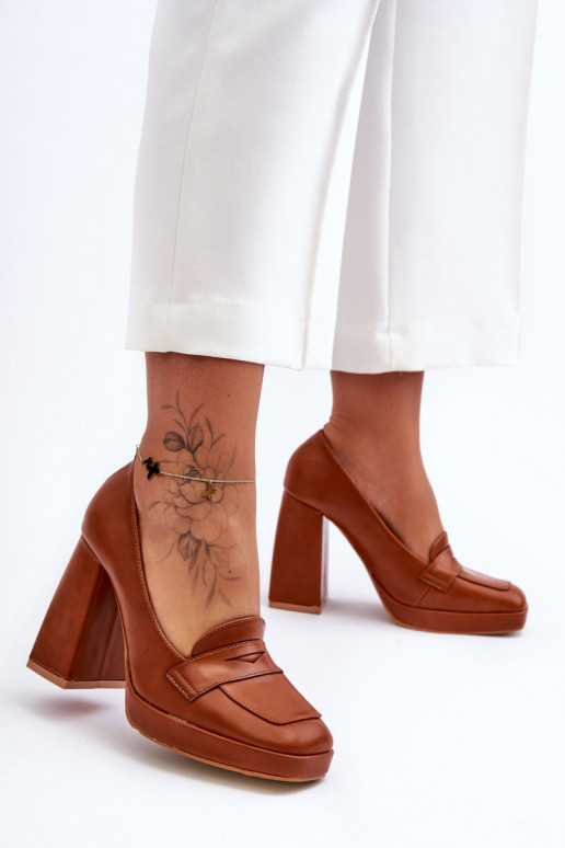 Zapatos elegantes con tacón ancho, color marrón Alisa