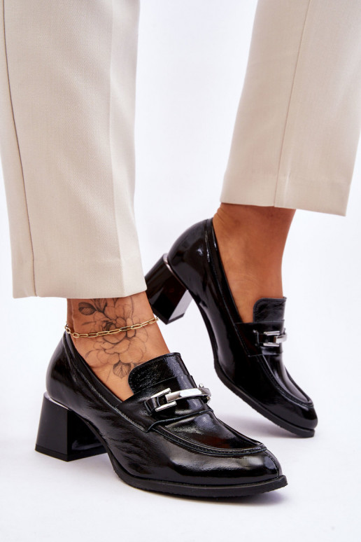Zapatos lacados en color negro Damira