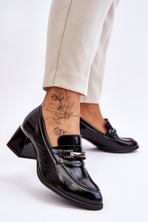 Zapatos lacados en color negro Damira