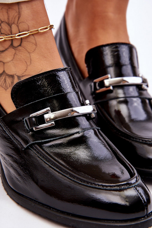 Zapatos lacados en color negro Damira