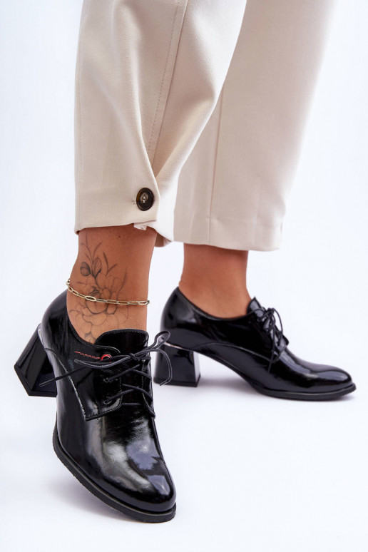 Botines lacados con tacón en color... Botines lacados con tacón en color...