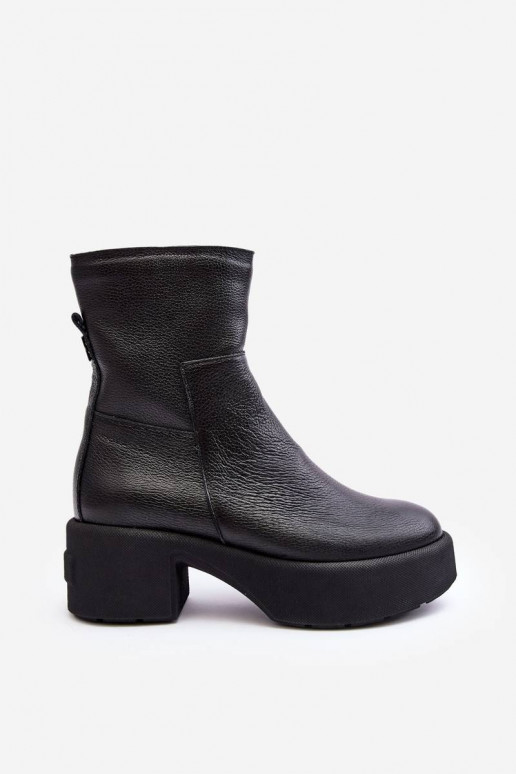 Botas con tacón bajo en color negro Lemar Volavola