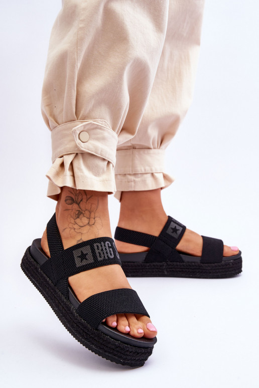 Sandalias negras del modelo Big Star.