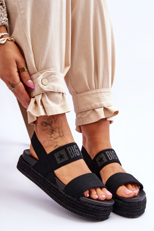 Sandalias negras del modelo Big Star.