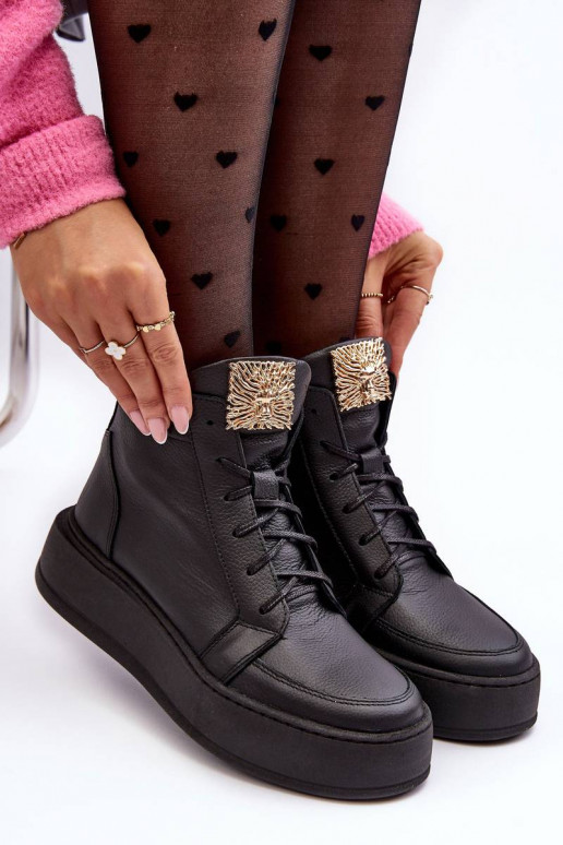 Botines con cordones en color negro Nicole