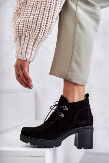 Botines de ante con tiras... 2