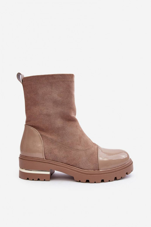 Botas de modelo clásico con tacón ancho en color beige Shendete