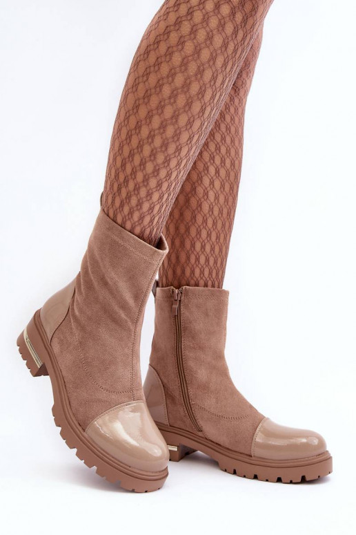 Botas de modelo clásico con tacón ancho en color beige Shendete