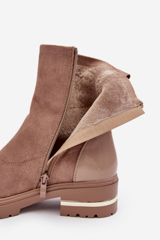 Botas de modelo clásico con tacón ancho en color beige Shendete