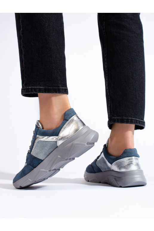 zapatos deportivos azules