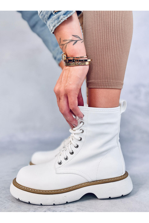 Botas con cordones en color blanco...