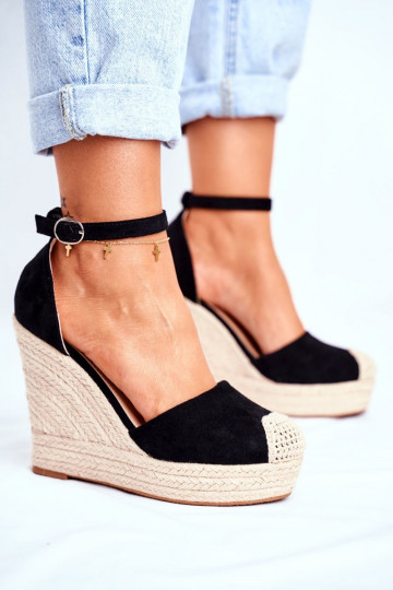 Sandalias con plataforma en color negro Aguacate 2