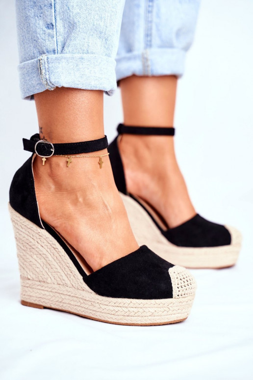 Sandalias con plataforma en color negro Aguacate