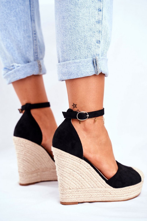 Sandalias con plataforma en color negro Aguacate