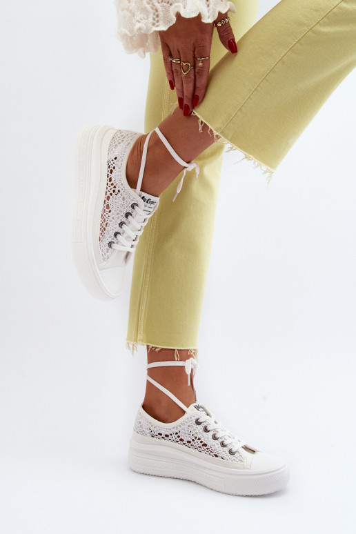 Zapatos de ocio con motivos de encaje en color blanco Lee Cooper