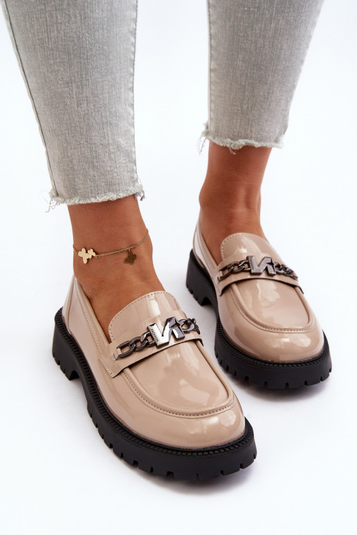 Mocasines efecto lacado con tacón ancho beige Ezoma