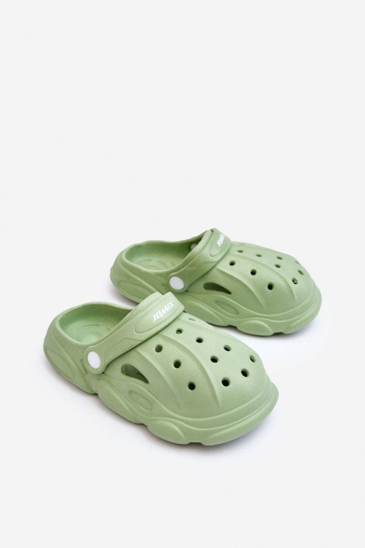 Zapatillas de casa para niños tipo Crocs en color verde Cloudy