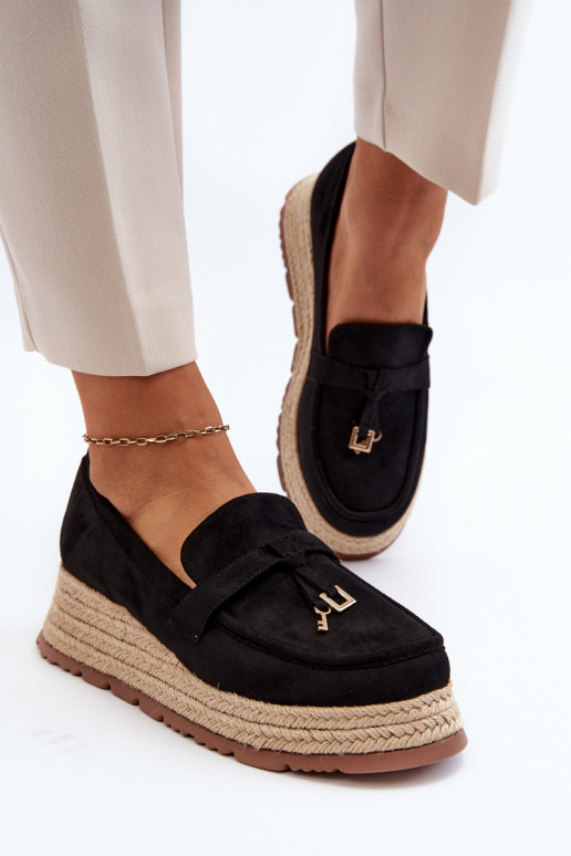 Mocasines en color negro Torresia