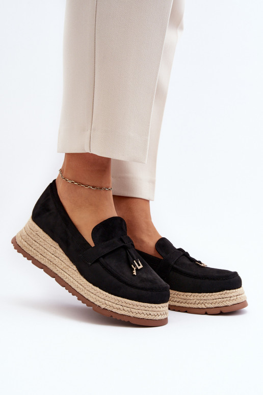 Mocasines en color negro Torresia