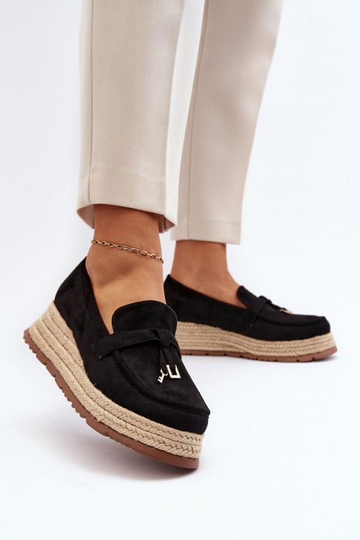 Mocasines en color negro Torresia
