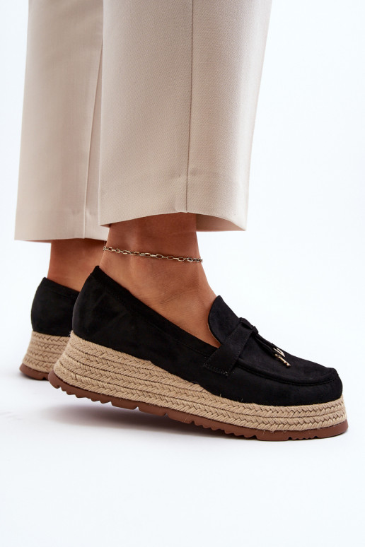 Mocasines en color negro Torresia